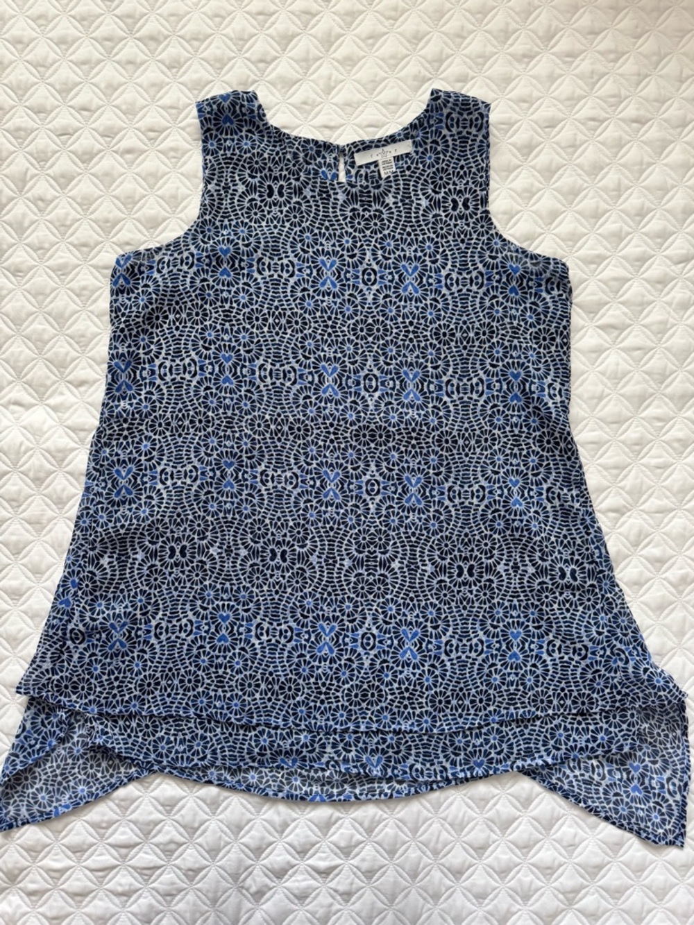 Fever Geometric Print Shark Bite Hem Tunic Tank Top Size M